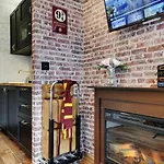 Cmg - Harry Potter Themed Studio In Paris