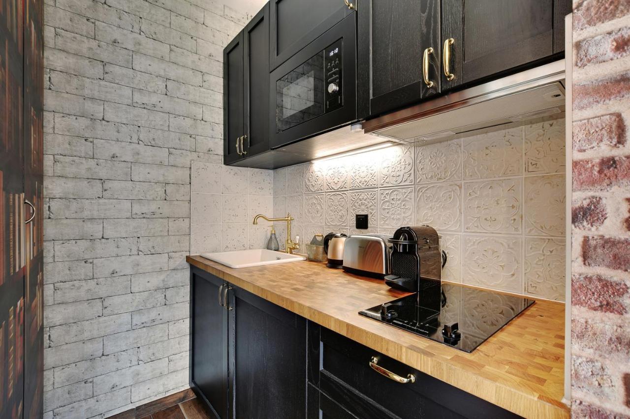 Cmg - Harry Potter Themed Studio In Paris *